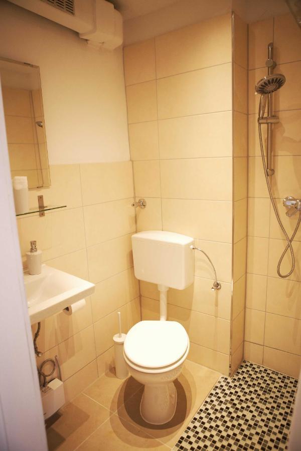 Studio Rome In Der Altstadt Apartment Freiburg im Breisgau Ngoại thất bức ảnh